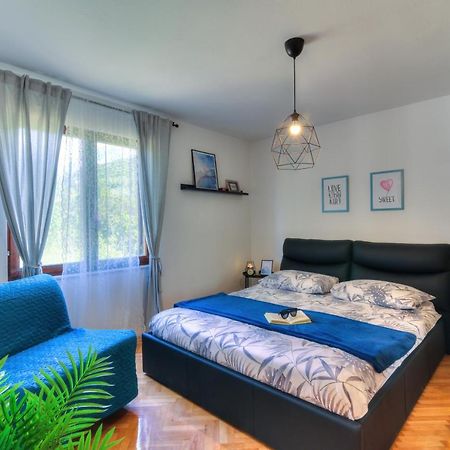 Holiday House Kim Кали Экстерьер фото