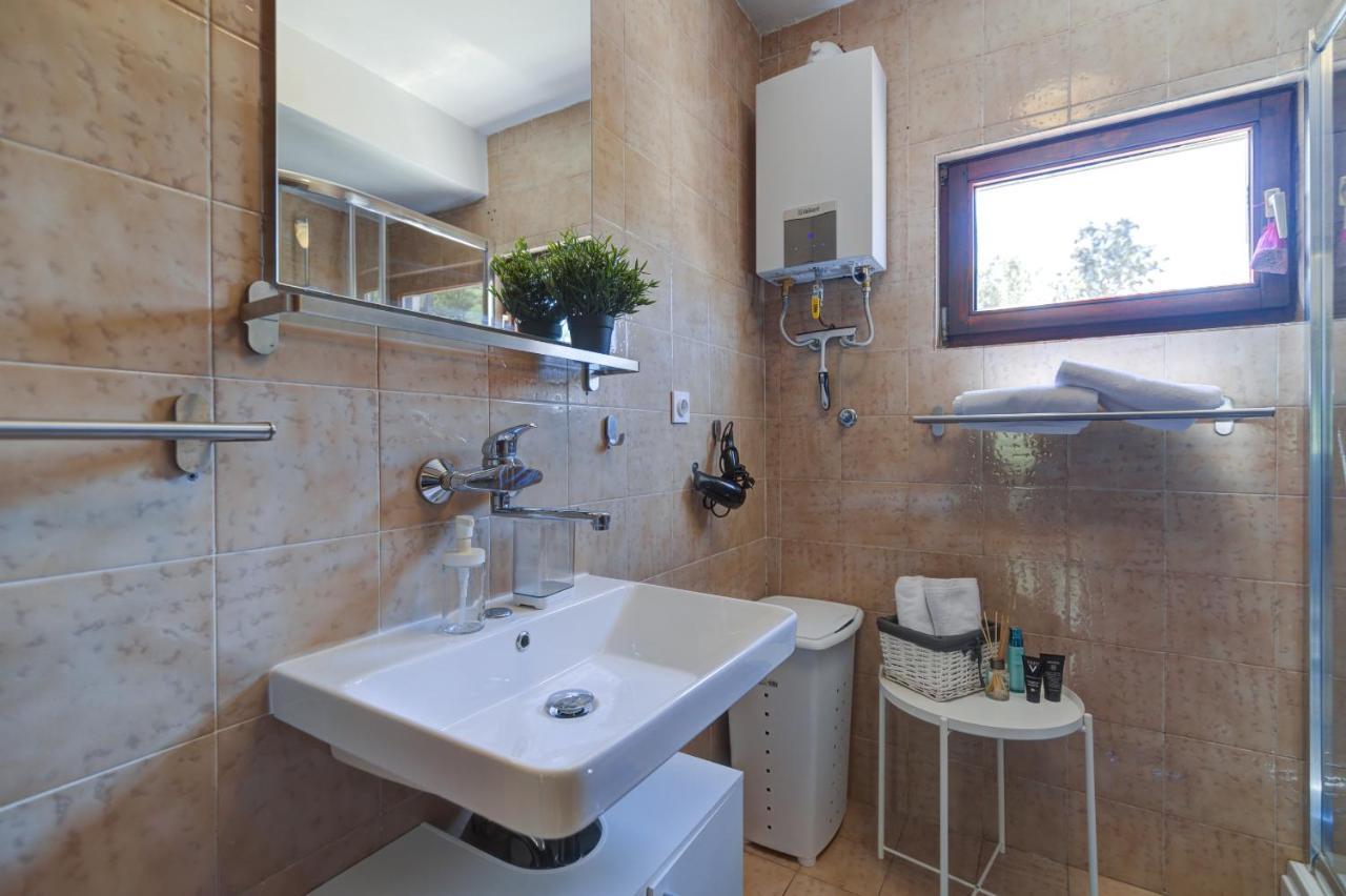 Holiday House Kim Кали Экстерьер фото